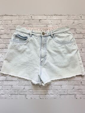 Vintage High-Rise Light Wash Denim Cut Off Shorts